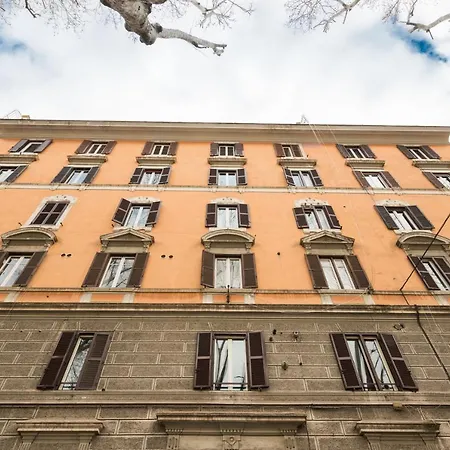 Vatican Townhouse-3